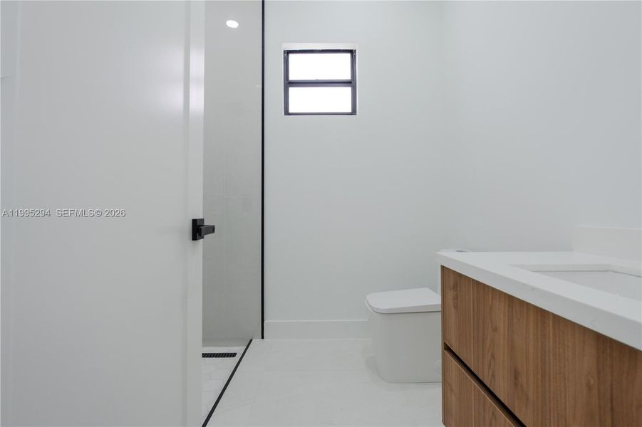 Furnished interior view inside a new home in , Cape Coral (Image 13).