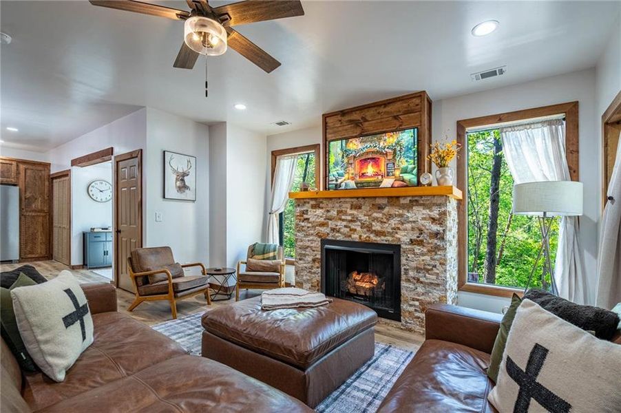 Furnished interior view inside a new home in , Ellijay (Image 7).