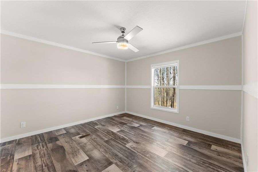 Spacious, unfurnished interior of a new home in , Gainesville (Image 22).