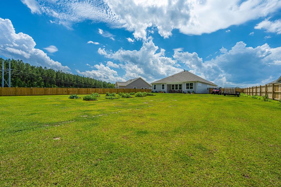 Image 66 of a home in French Quarter Creek.
