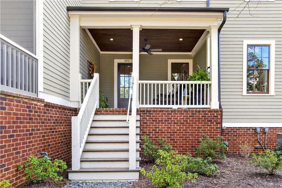 Exterior details and patio area of a home in , Roswell (Image 20).