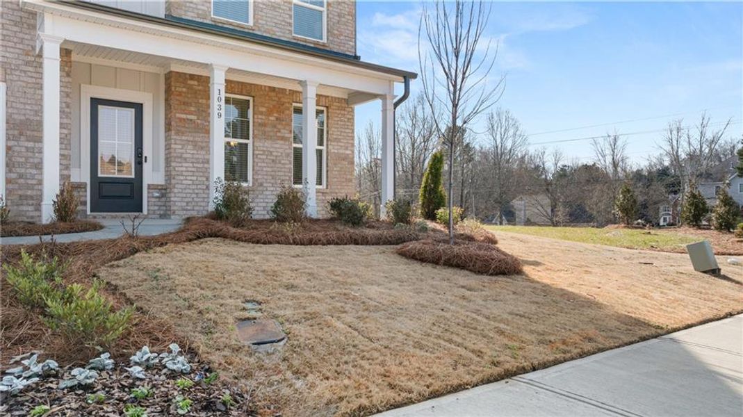 Exterior details and patio area of a home in Alcovy Village, Lawrenceville (Image 3).