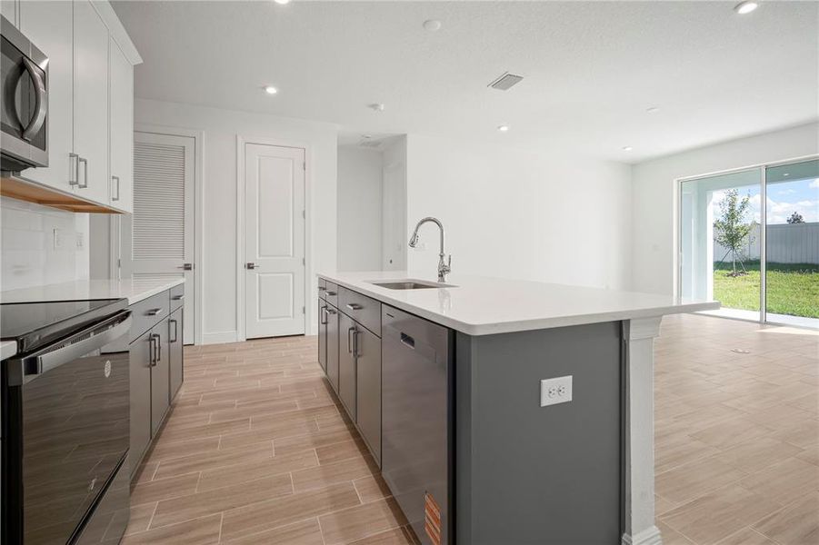 Furnished interior view inside a new home in Fieldstone, Plant City (Image 8). Furnished interior view inside a new home in Fieldstone, Plant City (Image 8).