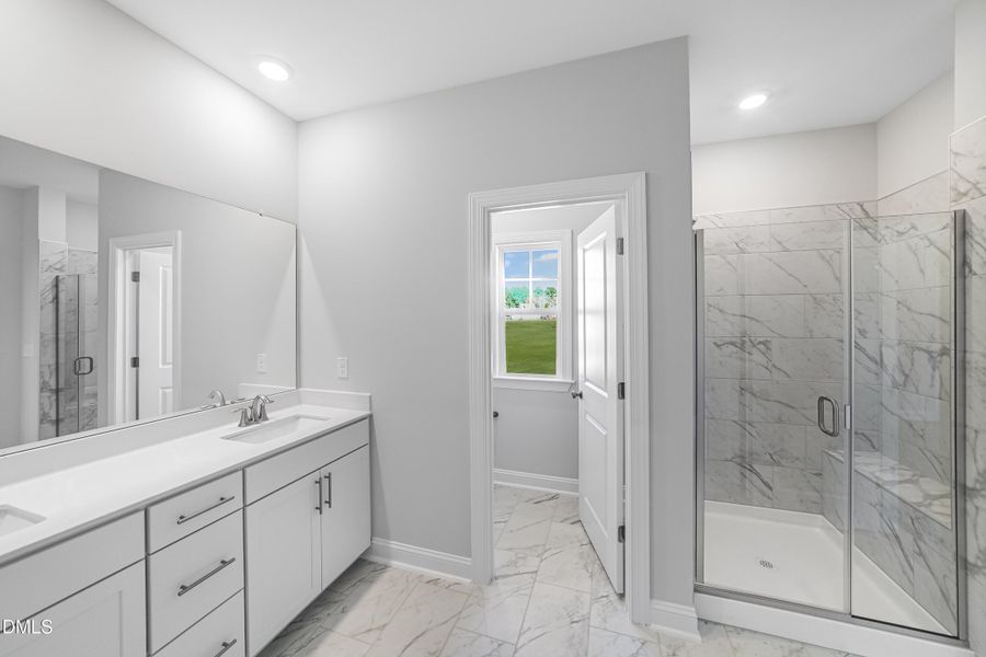 SUN_Everlee_Pic_LandrumIII-32