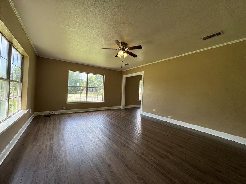 Spacious, unfurnished interior of a new home in , Paris (Image 11). Spacious, unfurnished interior of a new home in , Paris (Image 11).