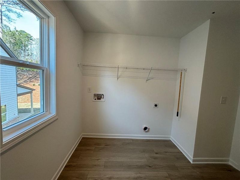 Spacious, unfurnished interior of a new home in Arbors at Richland Creek, Buford (Image 24).