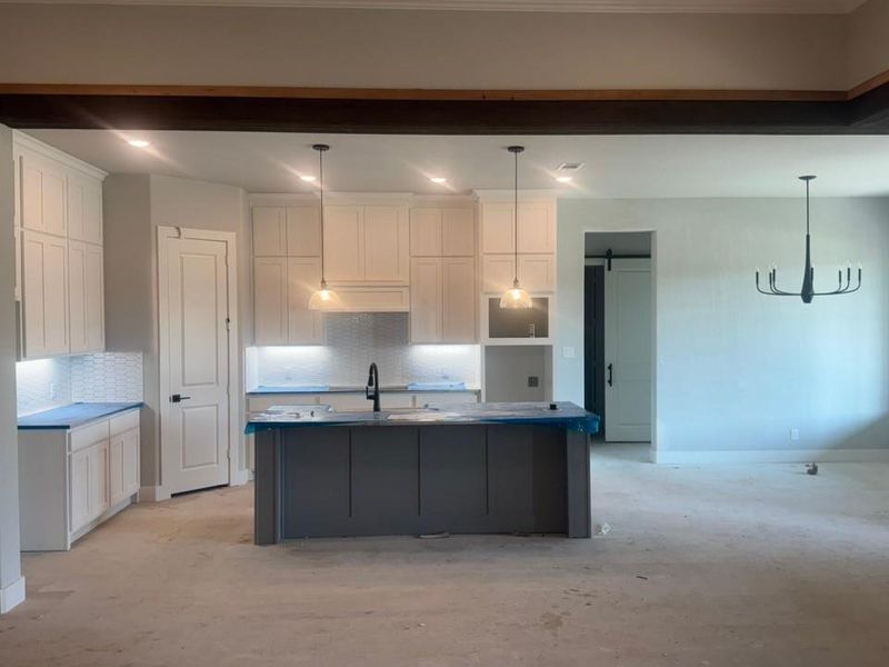 Image 16 of a home in King Crossing Estates.