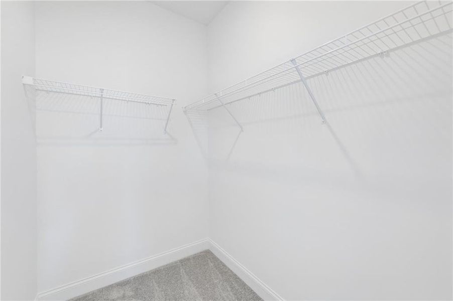 Spacious, unfurnished interior of a new home in Auburn Glen, Dacula (Image 32).