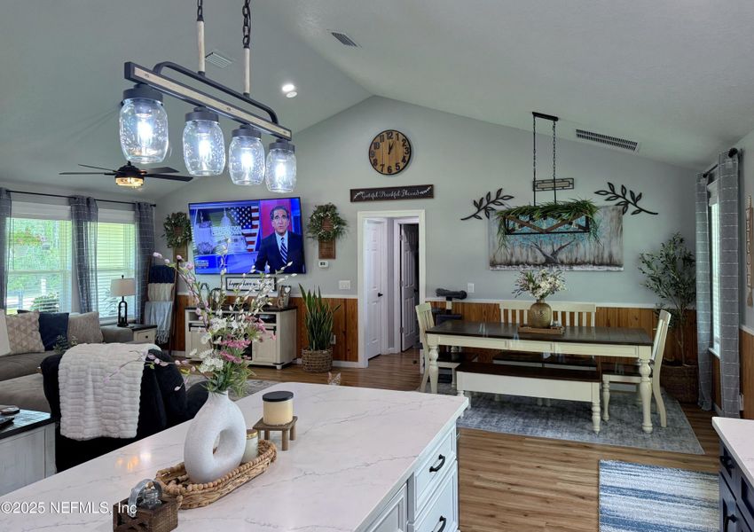 Furnished interior view inside a new home in , Palatka (Image 8).
