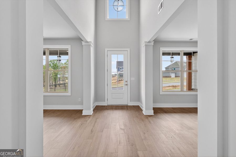 Spacious, unfurnished interior of a new home in The Manor at Gainesville Township, Gainesville (Image 30).
