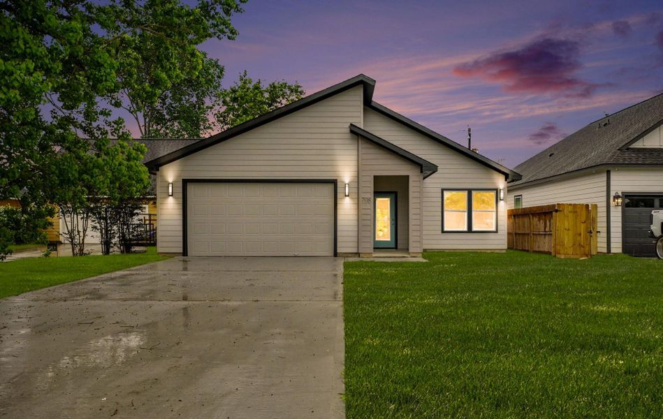 Welcome home to 708 S Carroll St.