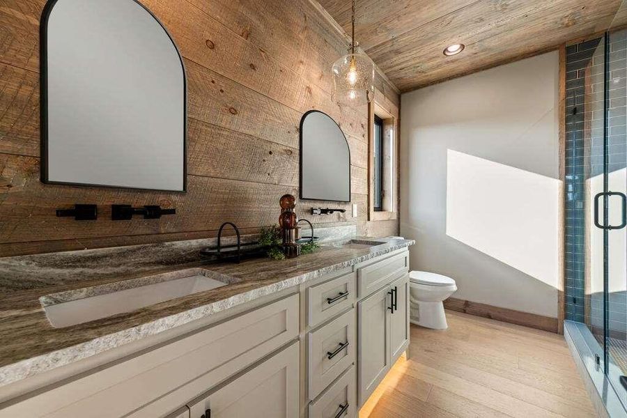 Furnished interior view inside a new home in , Blue Ridge (Image 17).
