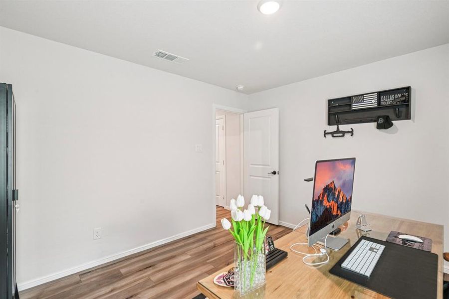 Furnished interior view inside a new home in , Venus (Image 24).