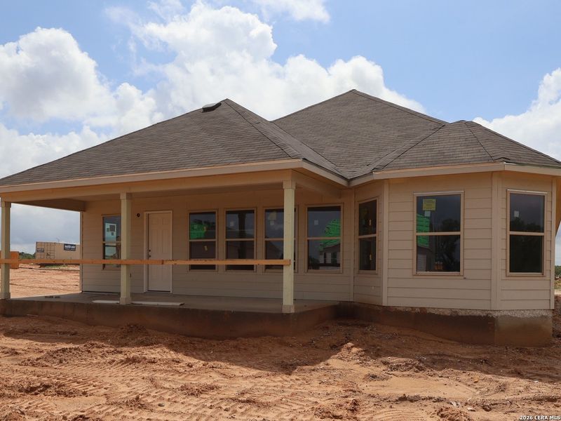 Image 33 of a home in Hickory Ridge.