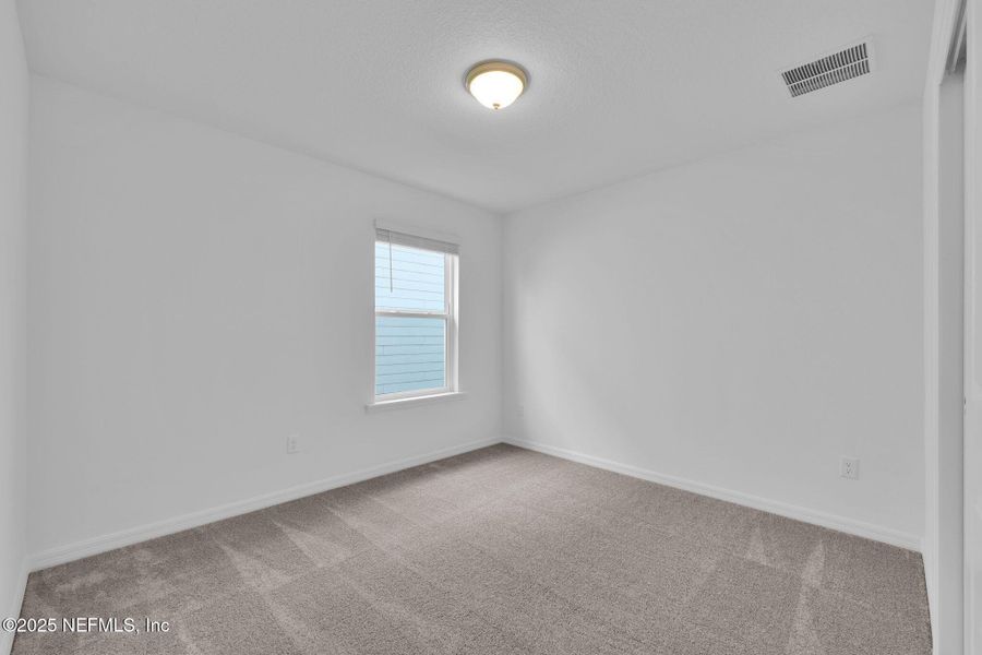 Spacious, unfurnished interior of a new home in Wells Landing, Jacksonville (Image 16).