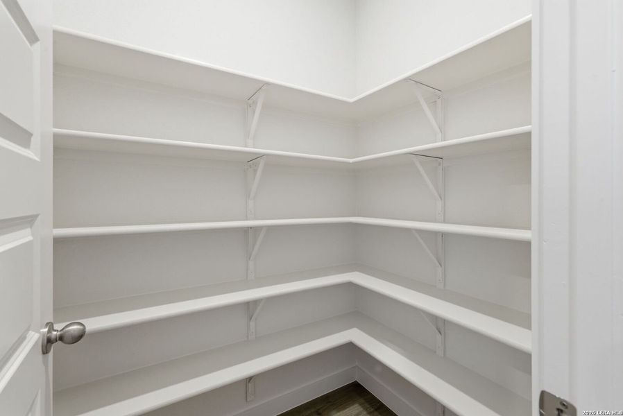 Spacious, unfurnished interior of a new home in Talley Fields, San Antonio (Image 38).