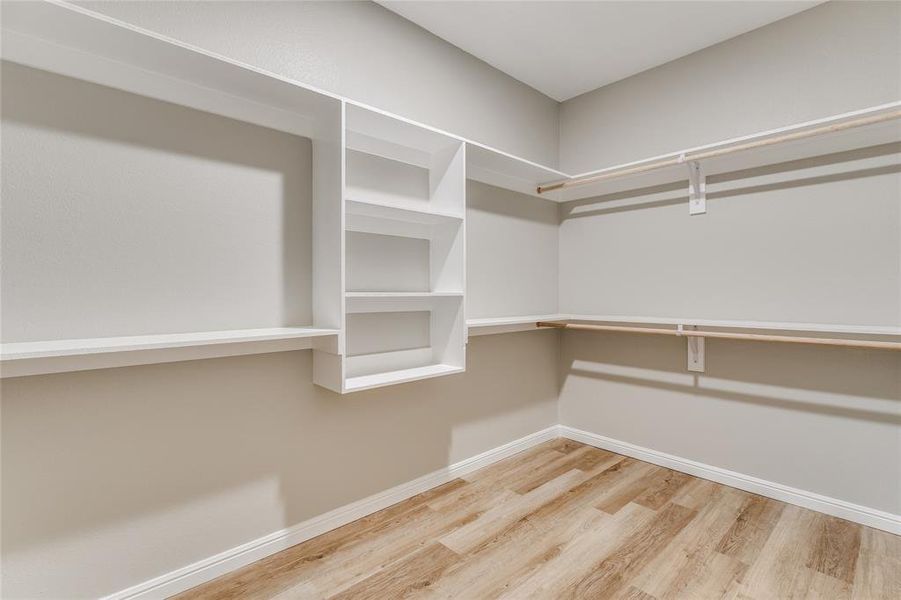 Spacious, unfurnished interior of a new home in , Fort Worth (Image 22).