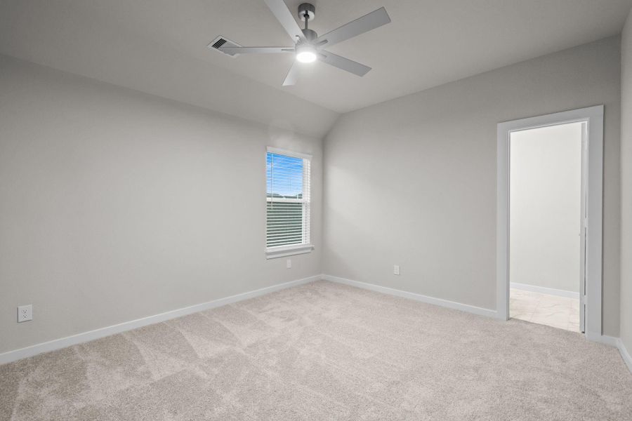Spacious, unfurnished interior of a new home in Briarwood Crossing, Rosenberg (Image 24). Spacious, unfurnished interior of a new home in Briarwood Crossing, Rosenberg (Image 24).