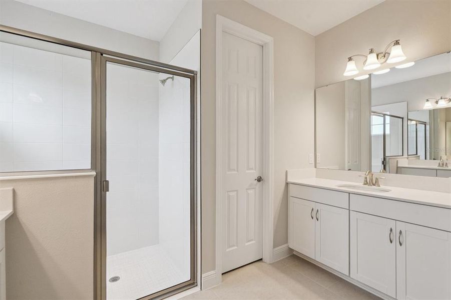 Furnished interior view inside a new home in Crosswind Ranch, Parrish (Image 6).