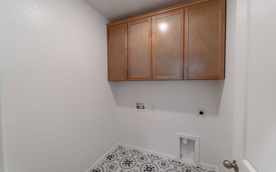 Spacious, unfurnished interior of a new home in Solterra, Mesquite (Image 18). Spacious, unfurnished interior of a new home in Solterra, Mesquite (Image 18).