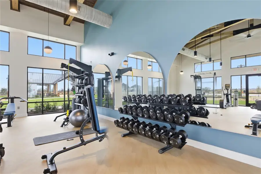 Community amenities in Flora, Hutto (Image 11).