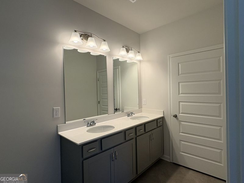 Furnished interior view inside a new home in Trellis Park, Hampton (Image 25).