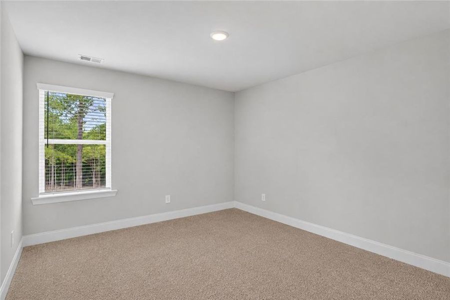 Spacious, unfurnished interior of a new home in Waters Edge, Mansfield (Image 25).