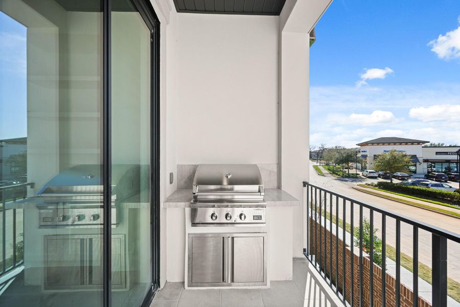 Exterior details and patio area of a home in , Sugar Land (Image 19). Exterior details and patio area of a home in , Sugar Land (Image 19).