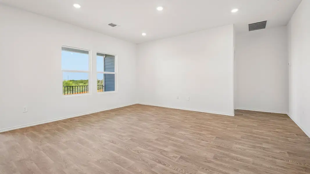 Spacious, unfurnished interior of a new home in Durango, Mustang Ridge (Image 15). Spacious, unfurnished interior of a new home in Durango, Mustang Ridge (Image 15).