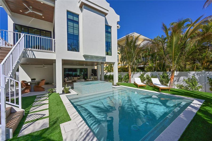 Exterior details and patio area of a home in , Anna Maria (Image 42).
