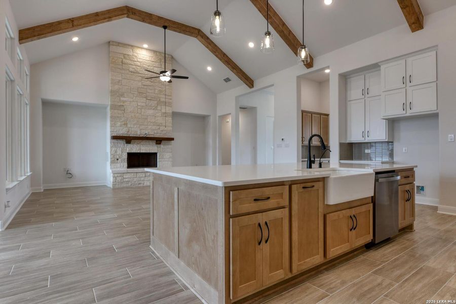 Furnished interior view inside a new home in Waldsanger, New Braunfels (Image 5).