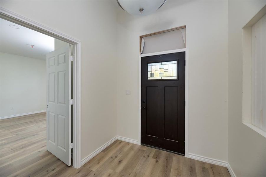 Spacious, unfurnished interior of a new home in , Runaway Bay (Image 20). Spacious, unfurnished interior of a new home in , Runaway Bay (Image 20).