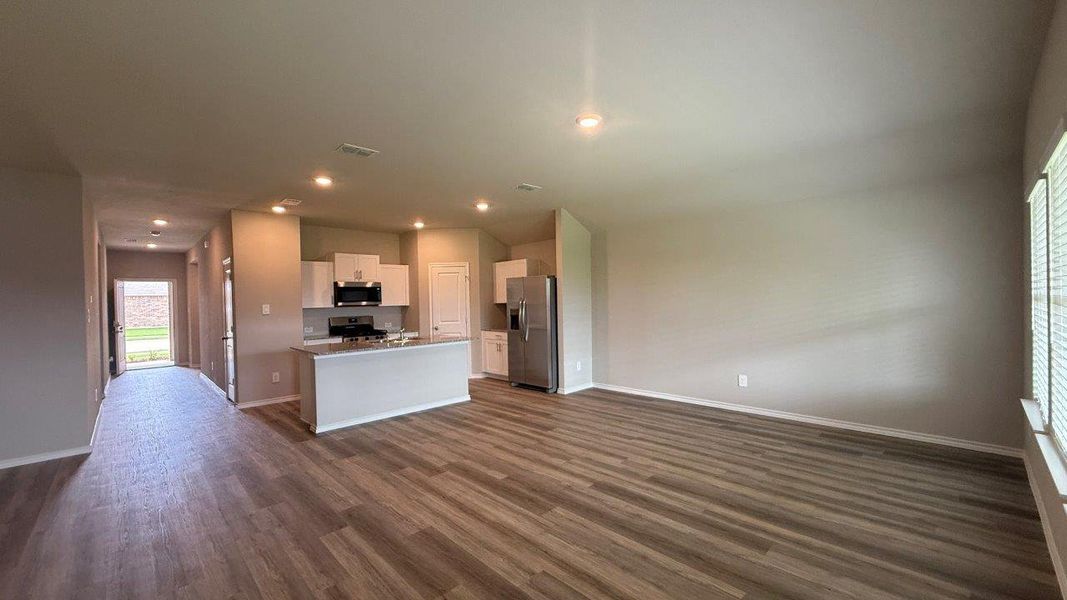 Spacious, unfurnished interior of a new home in Rosewood at Beltmill, Fort Worth (Image 22).