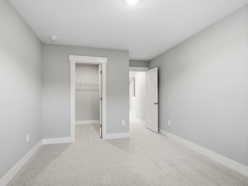 Spacious, unfurnished interior of a new home in Watkins Glen, Raleigh (Image 18).