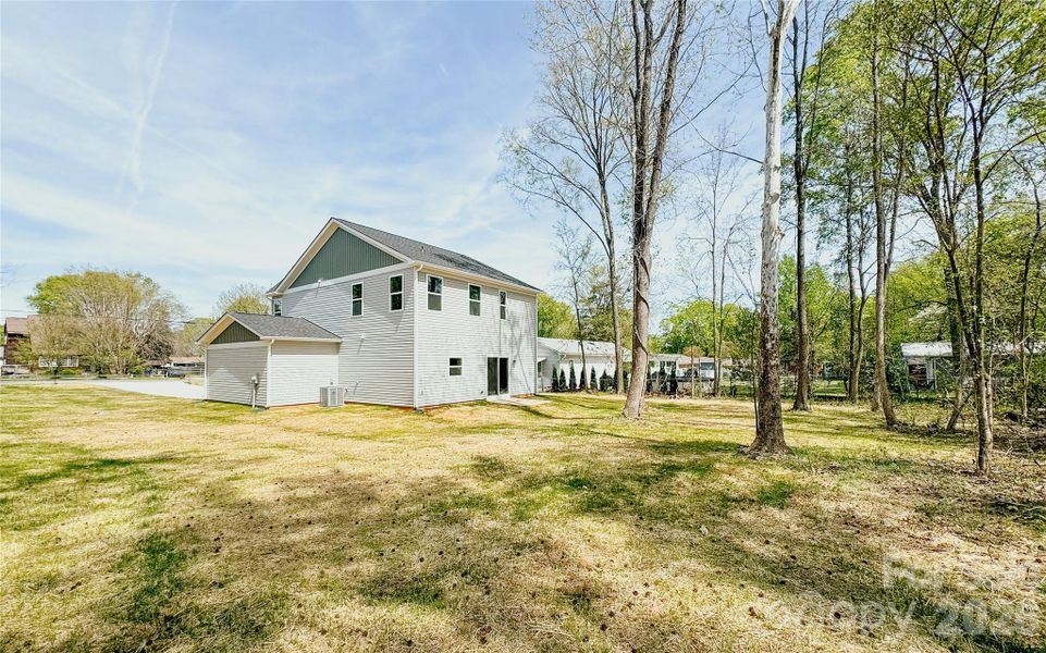 Exterior details and patio area of a home in , Harrisburg (Image 3).