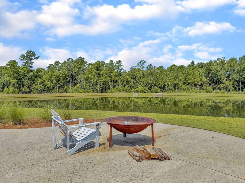 Community amenities in , Summerville (Image 43).