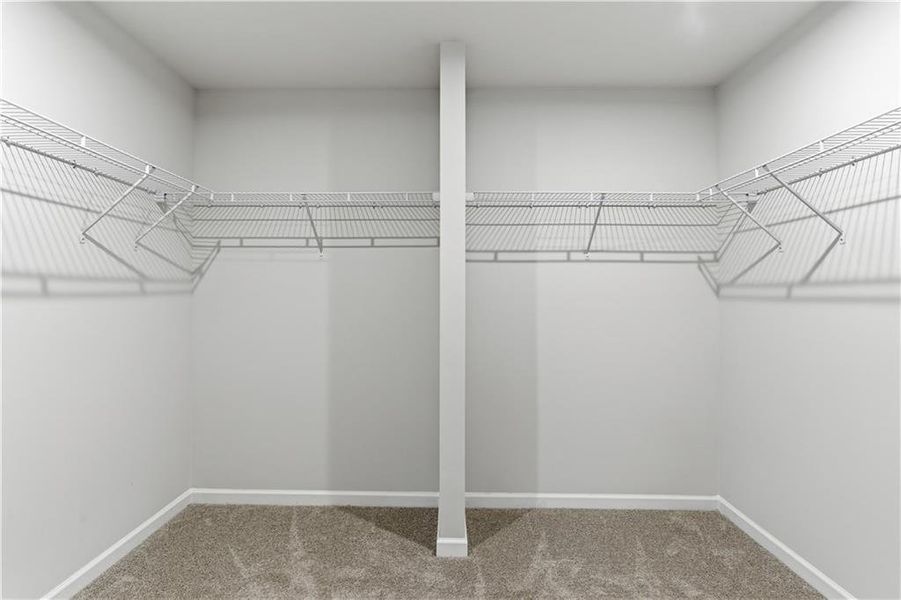 Spacious, unfurnished interior of a new home in Meadow Pines, Dallas (Image 18).