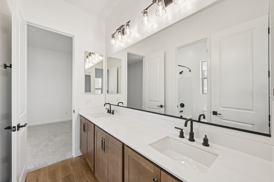 Bath 2. Finishes and options may vary. Bath 2. Finishes and options may vary.