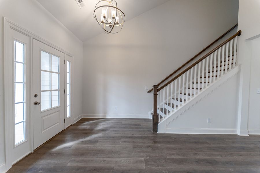 Spacious, unfurnished interior of a new home in Dorris Farm, White House (Image 18).