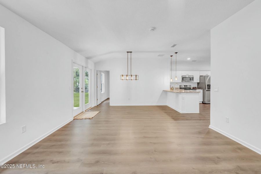Spacious, unfurnished interior of a new home in , Palatka (Image 30). Spacious, unfurnished interior of a new home in , Palatka (Image 30).
