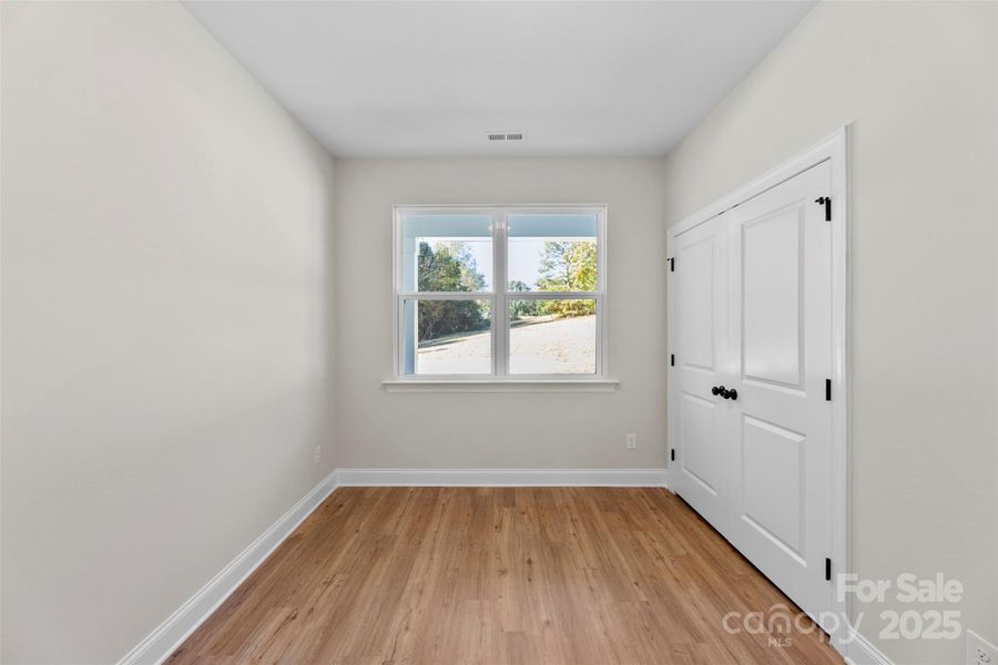 Spacious, unfurnished interior of a new home in , Monroe (Image 30).