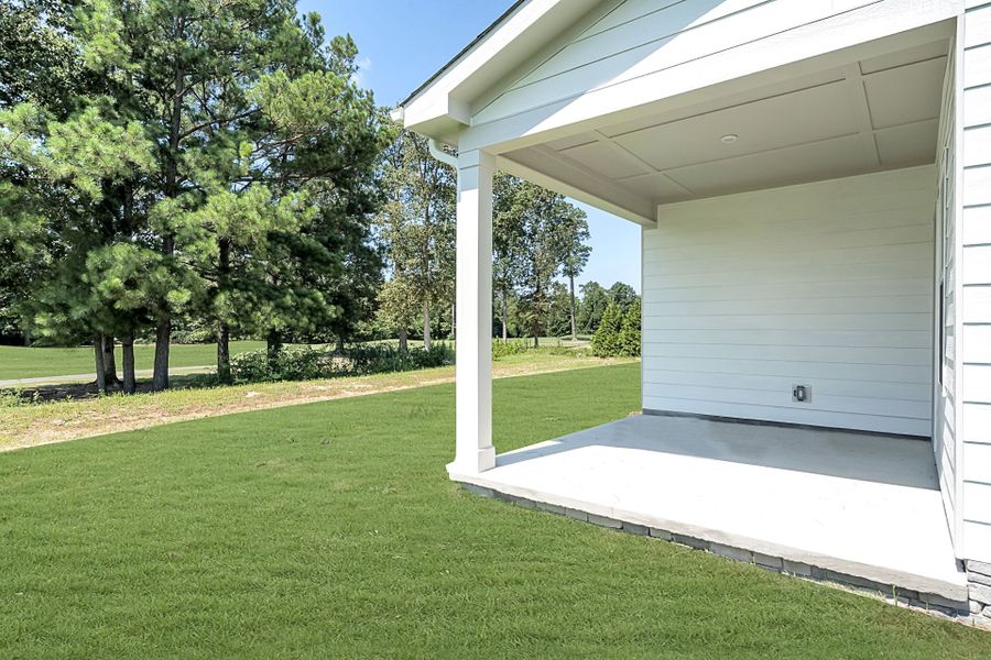 The Kingswood - Covered Rear Porch