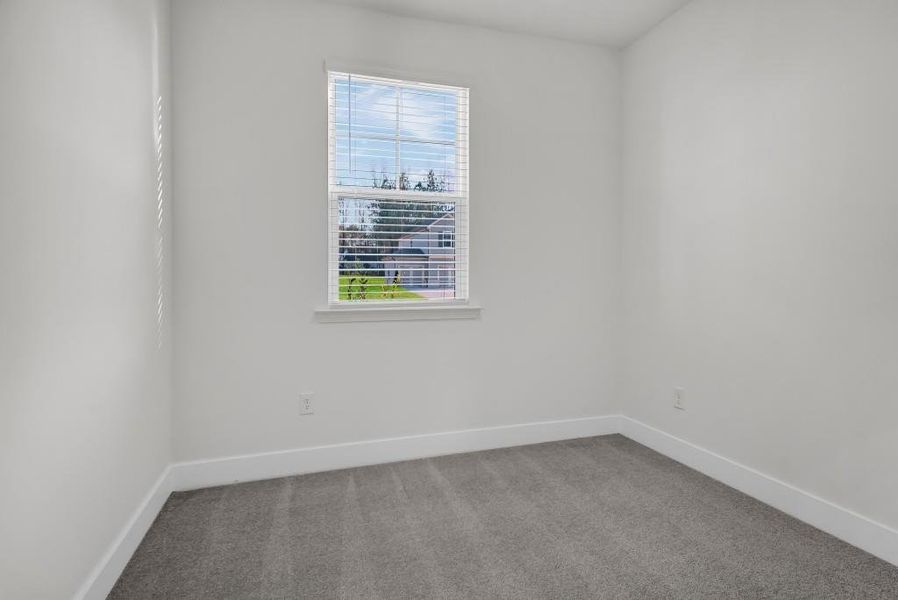 Spacious, unfurnished interior of a new home in Shadow Creek, Jackson (Image 27).