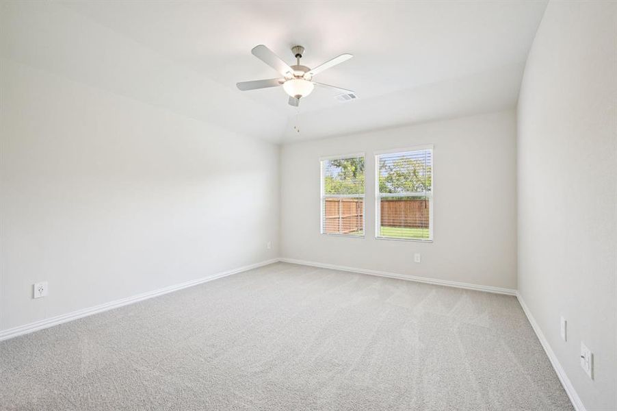 Photo is not of the actual home, but is an inspirational photo of builder’s model home and may depict options, furnishings, and/or decorator features that are not included. Photo is not of the actual home, but is an inspirational photo of builder’s model home and may depict options, furnishings, and/or decorator features that are not included.