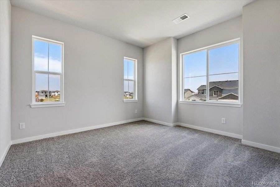 Spacious, unfurnished interior of a new home in Prestige Collection at Parkdale Commons, Erie (Image 17). Spacious, unfurnished interior of a new home in Prestige Collection at Parkdale Commons, Erie (Image 17).