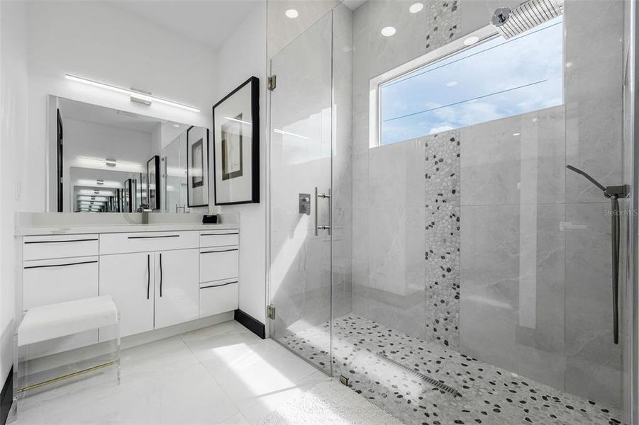 Furnished interior view inside a new home in , Cape Coral (Image 14).