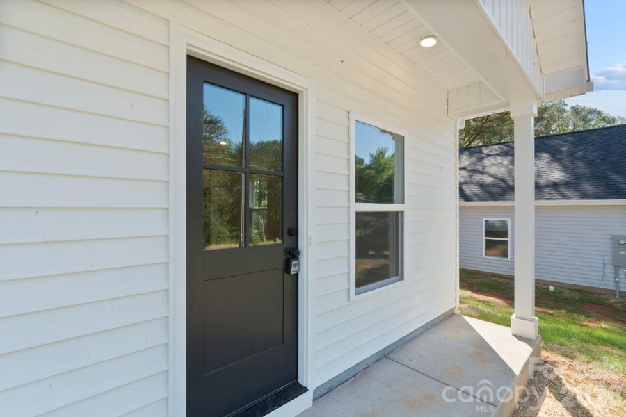 Exterior details and patio area of a home in , Shelby (Image 21).