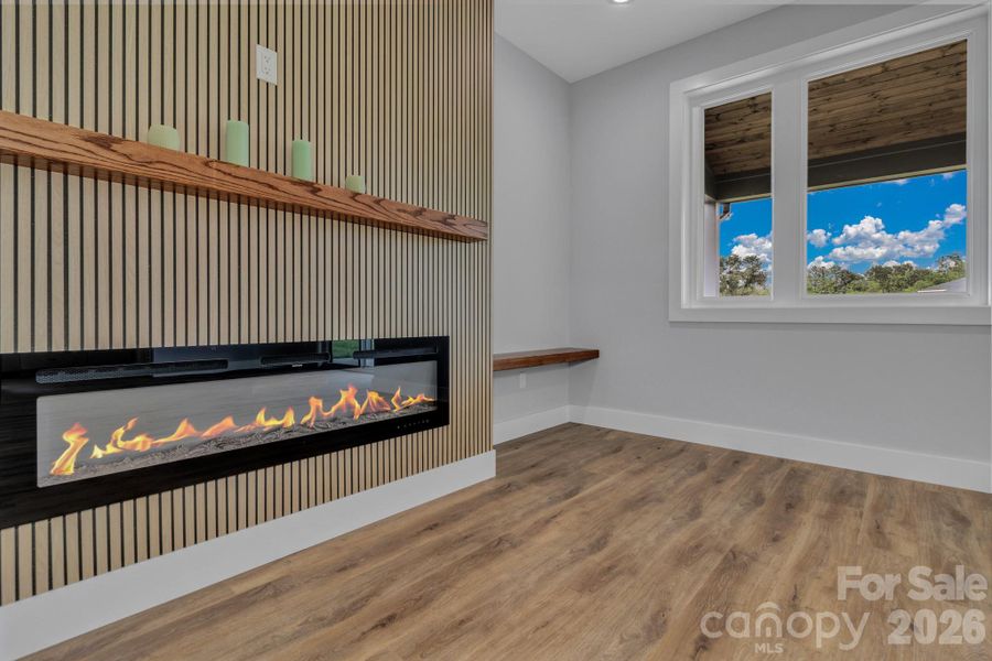 Image 36 of a home in .