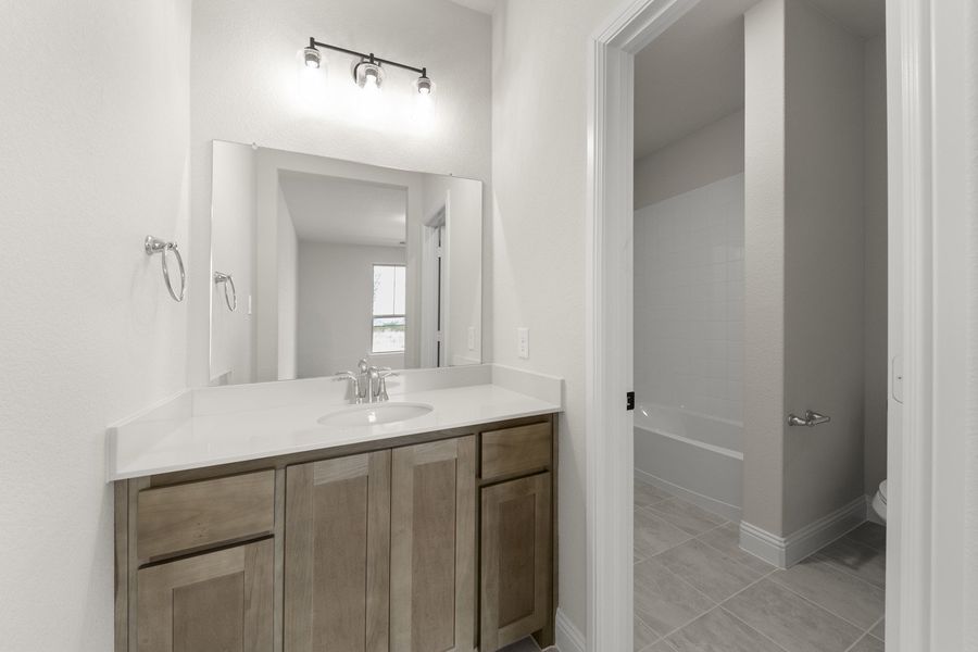 Furnished interior view inside a new home in Park Hills, Rockwall (Image 10). Furnished interior view inside a new home in Park Hills, Rockwall (Image 10).