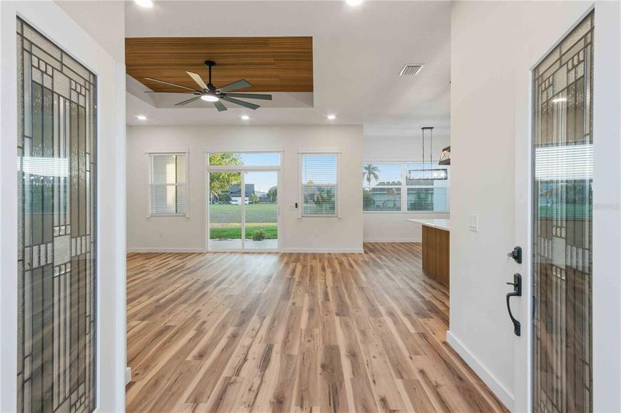 Spacious, unfurnished interior of a new home in , Punta Gorda (Image 25).